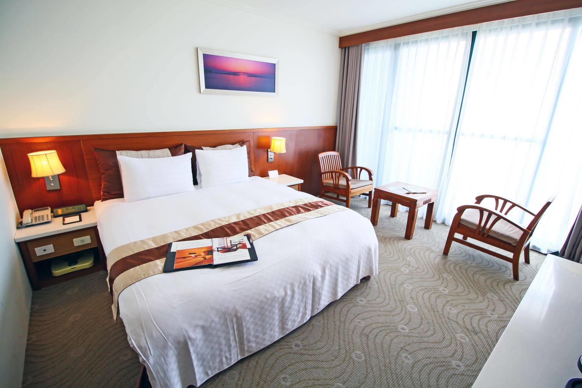 Yaling Hotel Magong Exterior foto