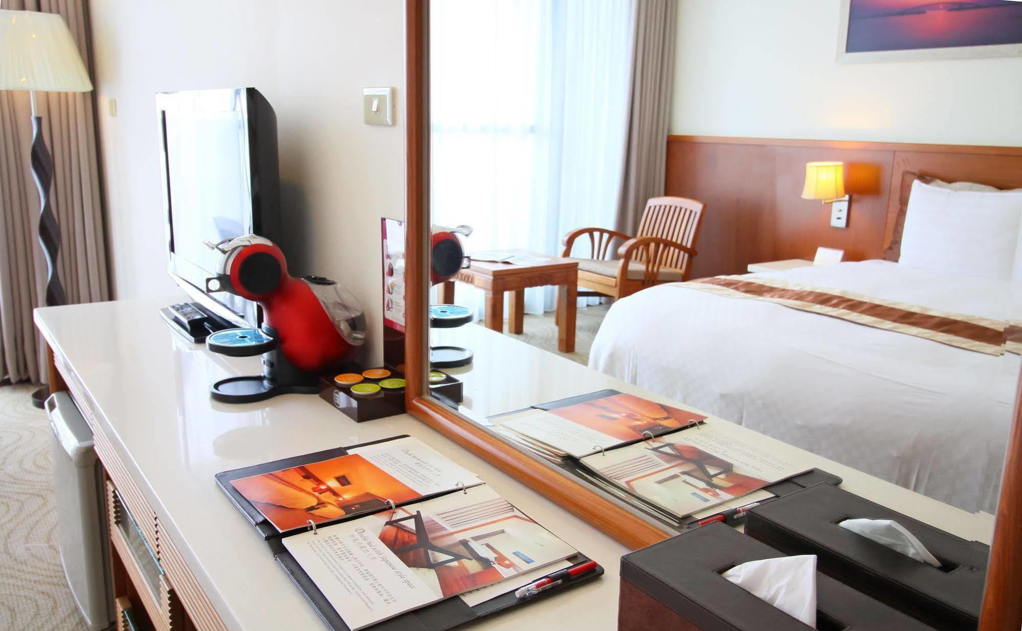 Yaling Hotel Magong Exterior foto